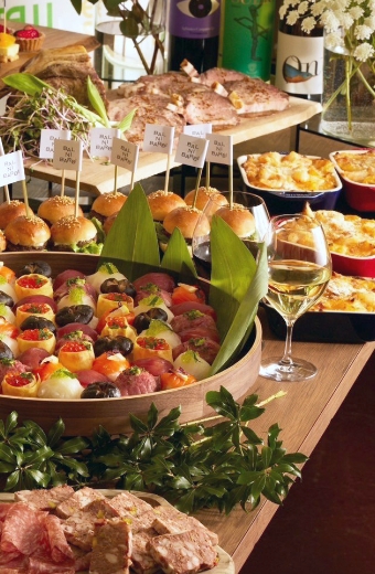 ウィンディファーム・ケータリング事例：ガーデンパーティ